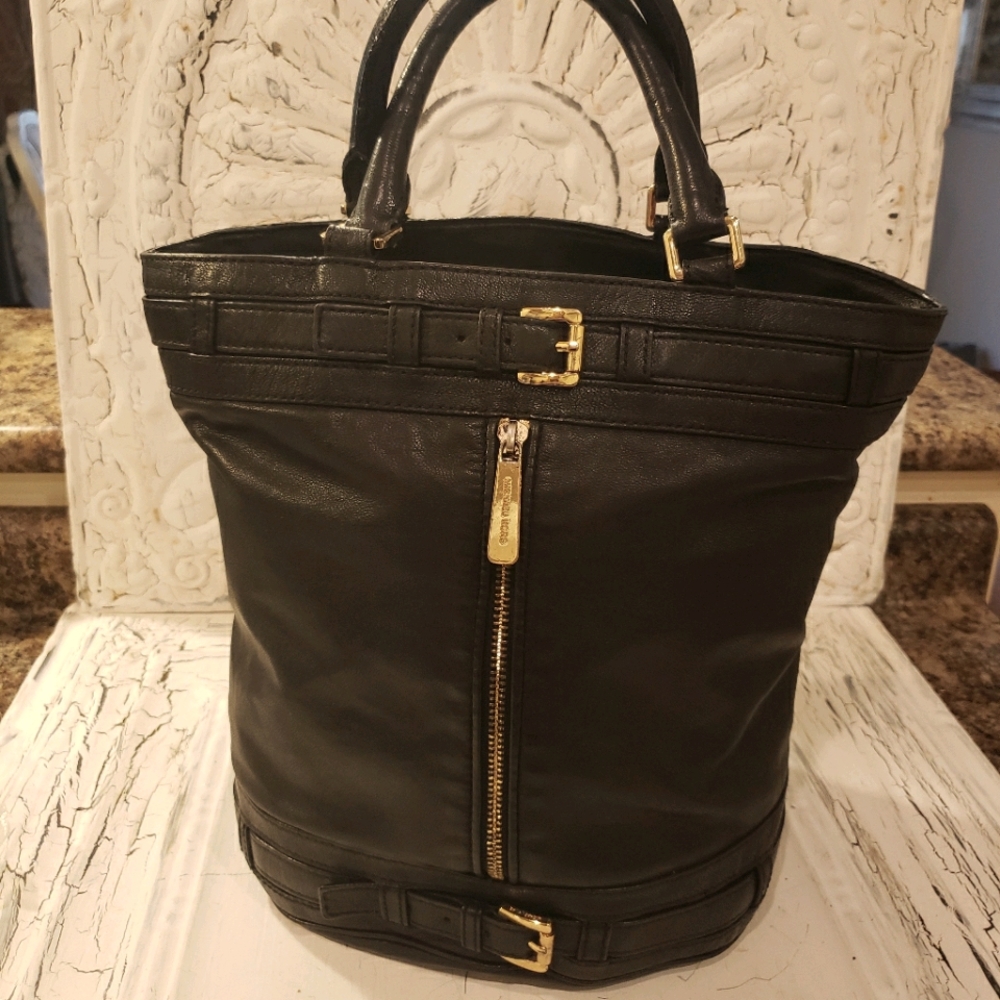 Retired Michael Kors Kingsbury  Bag 1344